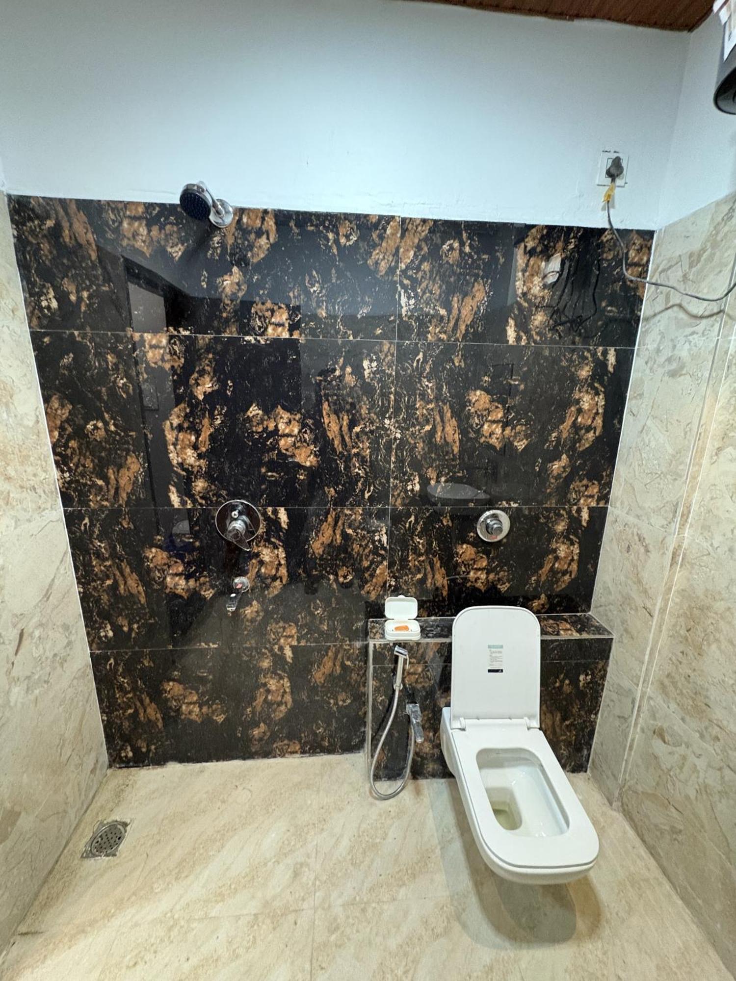 Shree Trilokeshwar Guest House 乌贾因 外观 照片